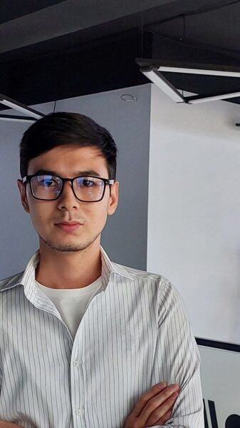  ,   Hojiakbar, 22 ,   ,   
