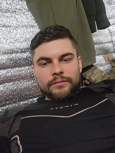  ,   Tony, 28 ,   ,   