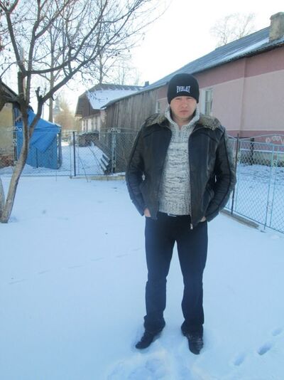  -,   Lyjney, 40 ,     , c 