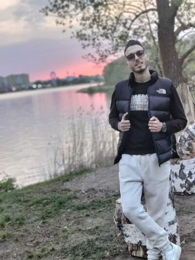  ,   , 28 ,   ,   