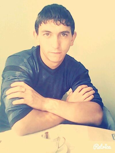  ,   MIKA, 28 ,   
