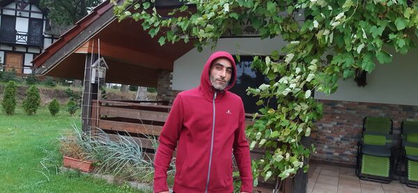  ,   Gevor, 41 ,   ,   