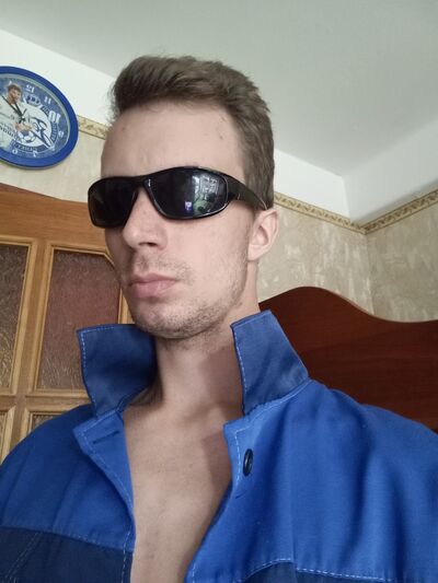  -,   , 33 ,     , c 