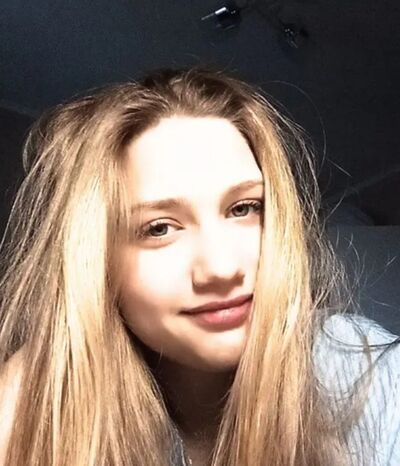  ,   Polina, 18 ,   