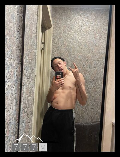  ,   Nikolay, 20 ,   ,   , c , 