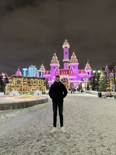  ,   Ziqo, 42 ,   ,   , c 
