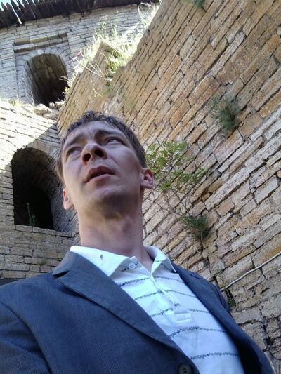  ,   Viktor, 41 ,   ,   , c 