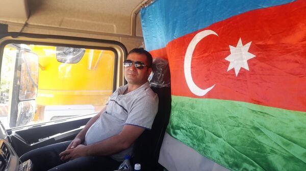  ,   Elqar, 37 ,   ,   