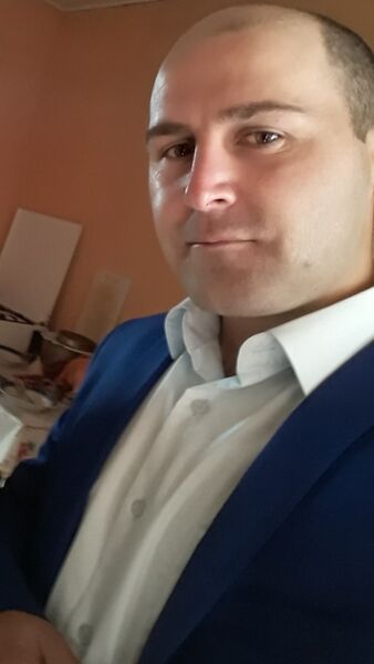  ,   Sultan, 36 ,   