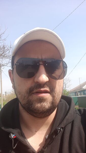  ,   Slava, 37 ,   ,   , c 