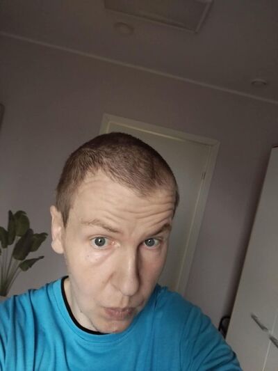  ,   Dima Losev, 38 ,     