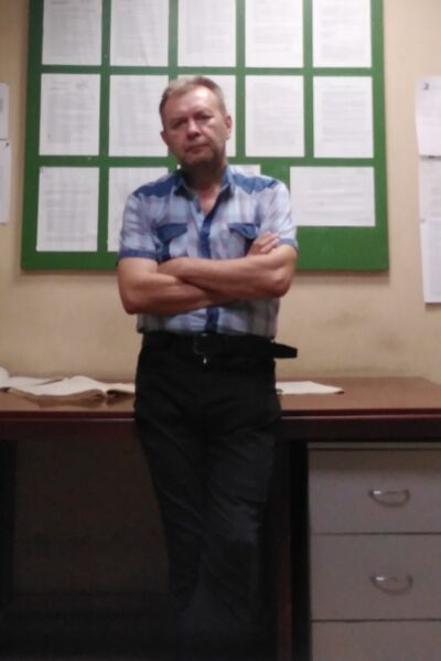  ,   Mikhail, 53 ,   c 