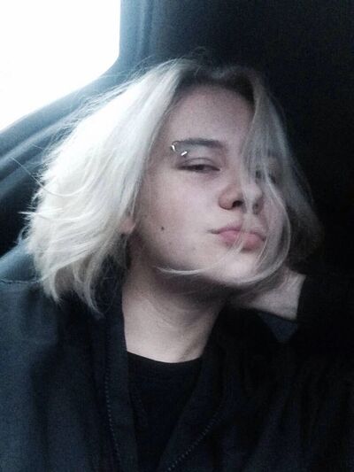  --,   , 21 ,   