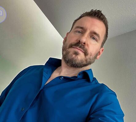  ,   Robert, 52 ,     , c 