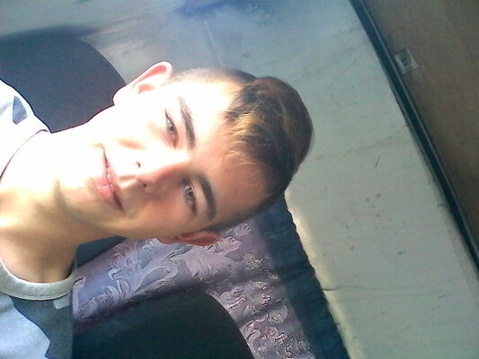  ,   Istvan, 24 ,   ,   , c 