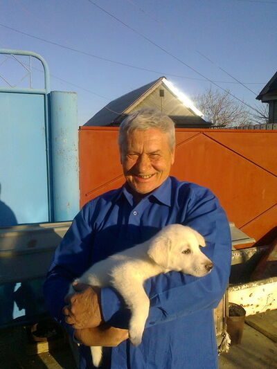  ,   Valentin, 76 ,   