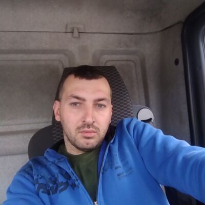  ,   Andrius, 37 ,   ,   , c 