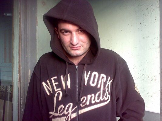  ,   Elxan, 37 ,   ,   , c , 