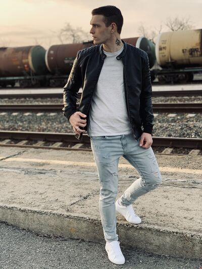  --,   , 28 ,   