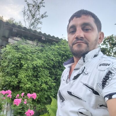  ,   Yalcin, 43 ,   ,   