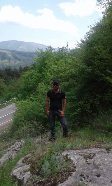 ,   Andranik, 29 ,   ,   