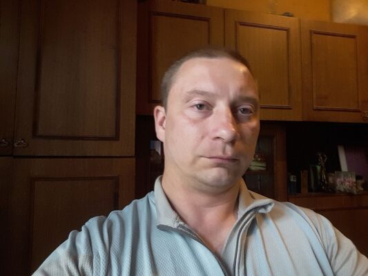  ,   Dmitrij, 44 ,   ,   , c 