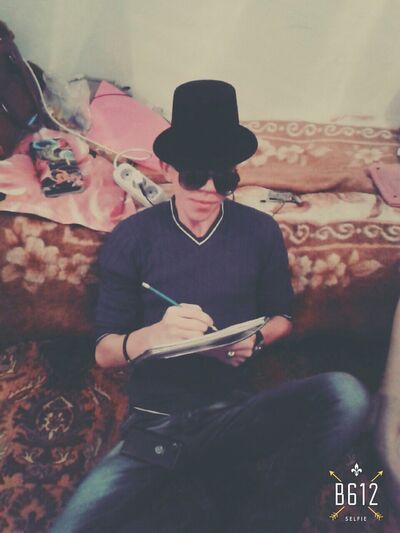  -,   Nikolas, 31 ,   ,   , c 