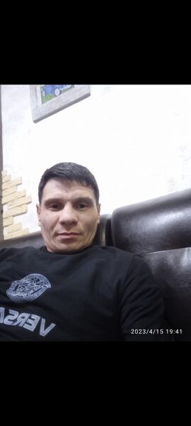  ,   Erlan, 45 ,   ,   