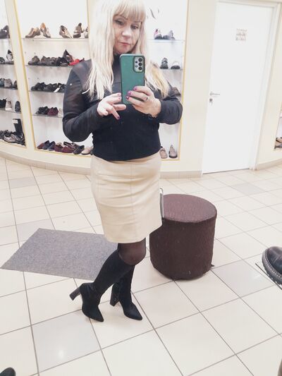 ,   Malinika, 49 ,   ,   