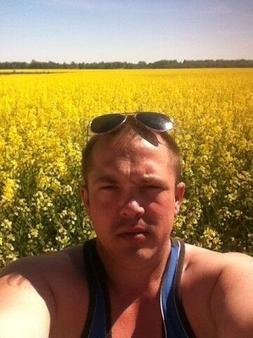  ,   Alexandar, 41 ,   