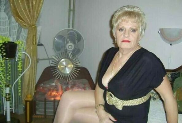  Frankfurt am Main,   Lora, 57 ,   ,   