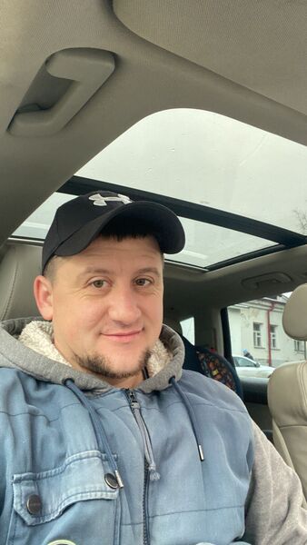  ,   Aleksandr, 32 ,   ,   