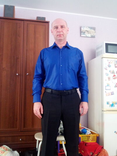  ,   Dima, 46 ,   