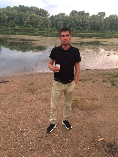  ,   Azat, 35 ,   ,   , c , 