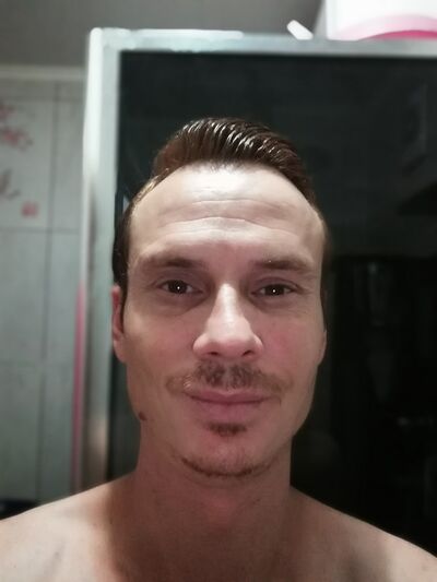  ,   JK, 30 ,  