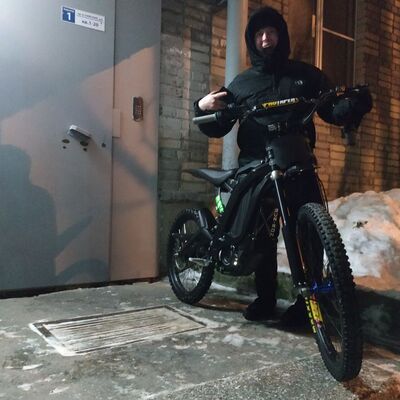   ,   Alex, 31 ,   ,   