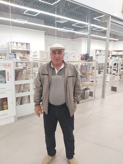  ,   Ruslan, 56 ,   ,   