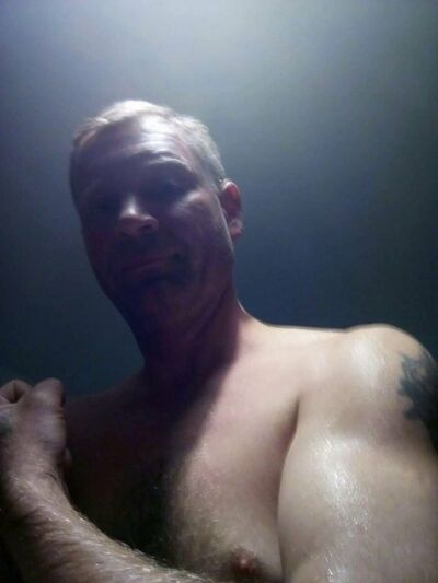  ,   Slavas, 48 ,   ,   , c 