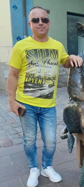  ,   Ruslan, 44 ,   ,   