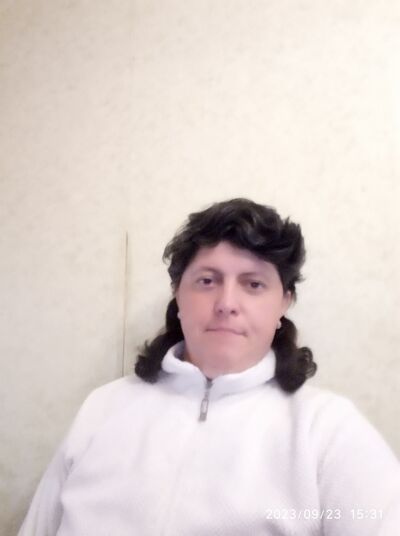  ,   Maria, 44 ,   c 