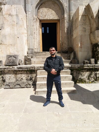  ,   Hayk, 42 ,   ,   