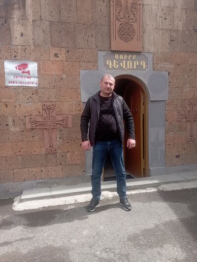  ,   Edison, 42 ,   ,   