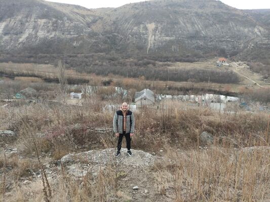  ,   Pavel, 30 ,   c 