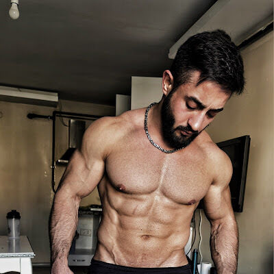  ,   Elmar, 31 ,   ,   