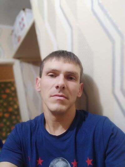  ,   Artem, 37 ,   ,   , c , 