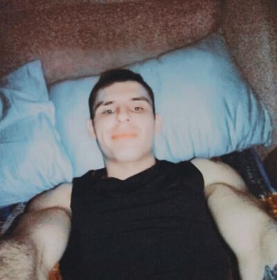  ,   Denis, 28 ,   ,   