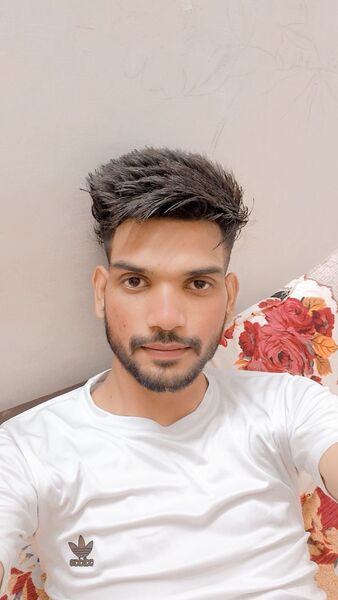  ,   Yaadi, 25 ,   ,   
