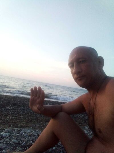  --,   , 42 ,   , c 