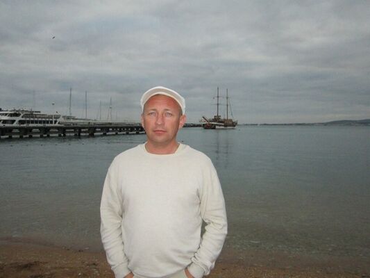  ,   Stas, 49 ,   ,   , c 