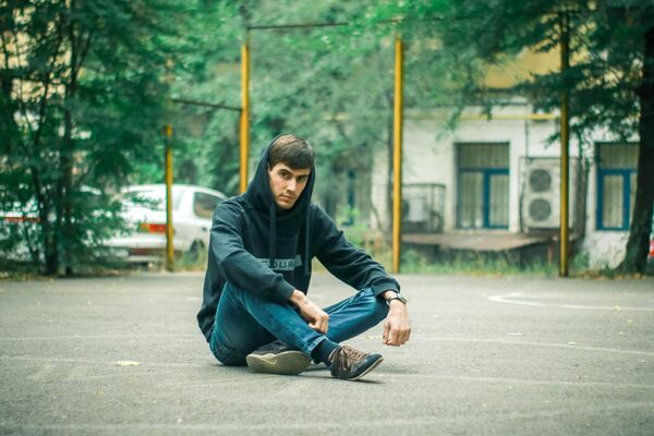  ,   Ronnie, 31 ,   ,   , c 